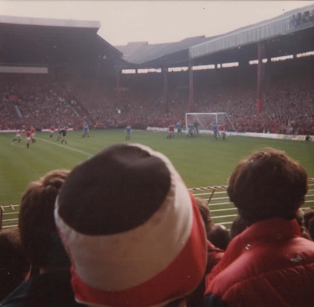 Corner voor de Stretford End, oktober 1982
